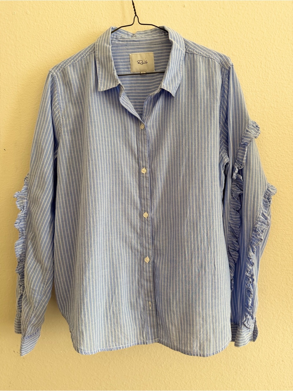 Rails Blue and White Striped Ruffle Sleeve Button-Down, Size Large